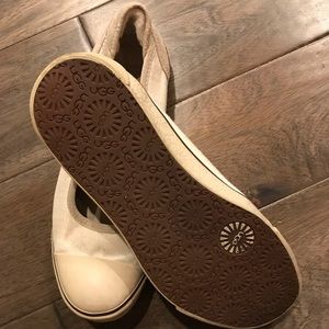 UGG Sneakers